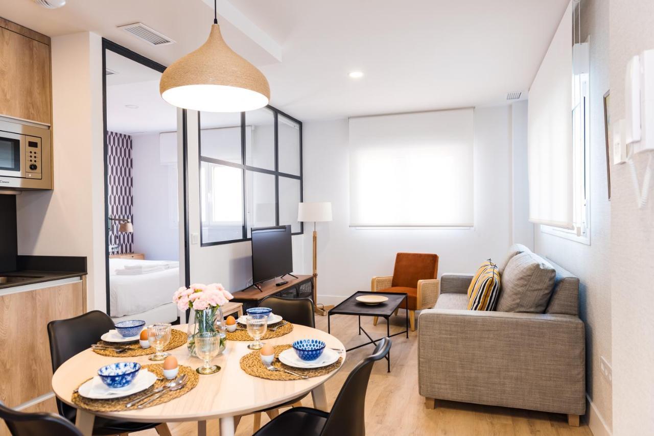 Treetriana Appartement Sevilla Buitenkant foto